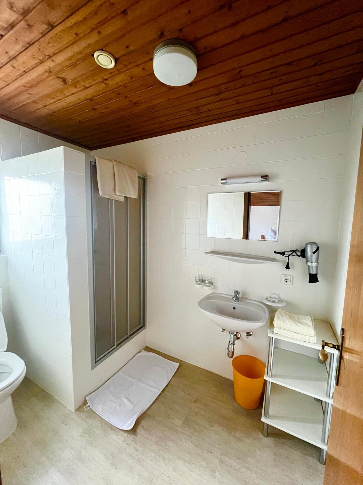 Pension Haus Georg 베스텐도르프 외부 사진
